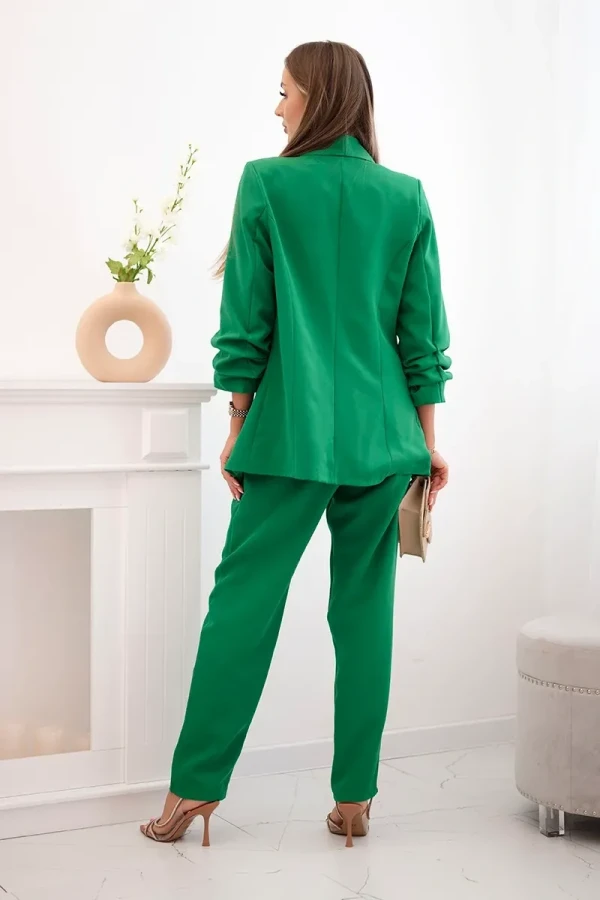 Елегантен италиански дамски костюм от сако с подплата и панталон с колан